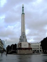 The freedom monument in the center of Latvia&#039;s capital